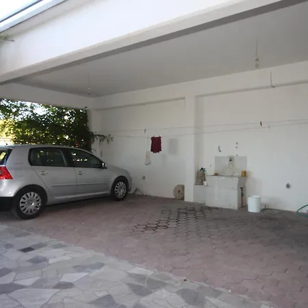 Apartament With A Parking Space - 6753 Makarska