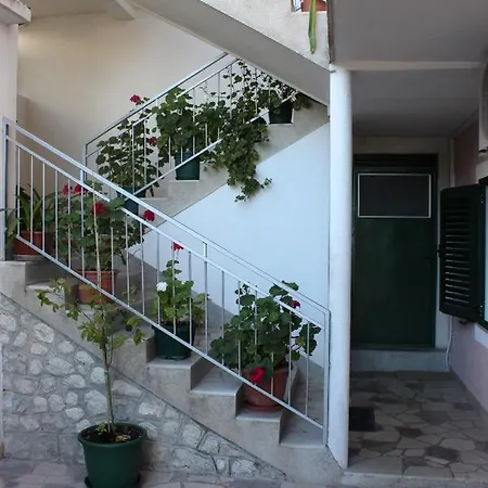 With A Parking Space - 6753 アパート