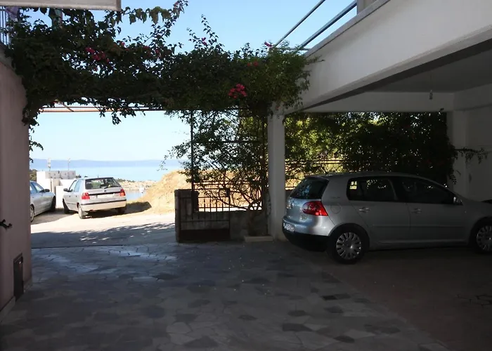 Apartment With A Parking Space - 6753 *