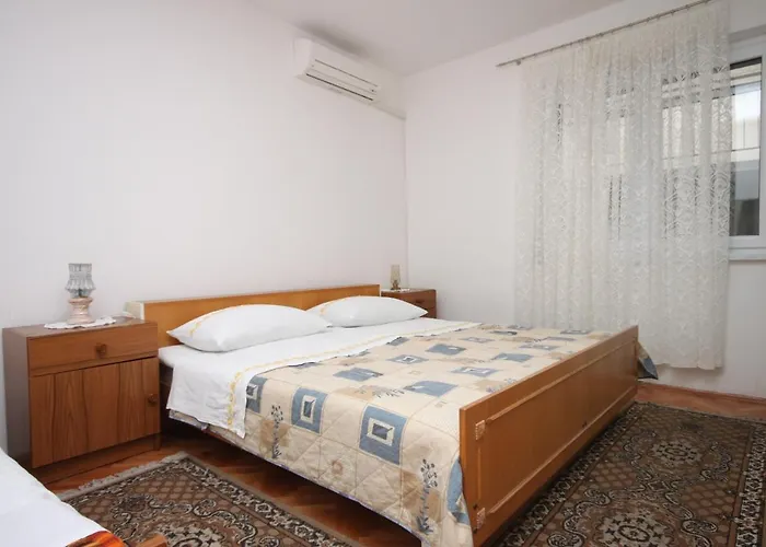 With A Parking Space - 6753 Apartment Makarska